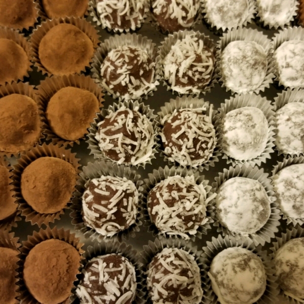 Cocoa Rum Balls