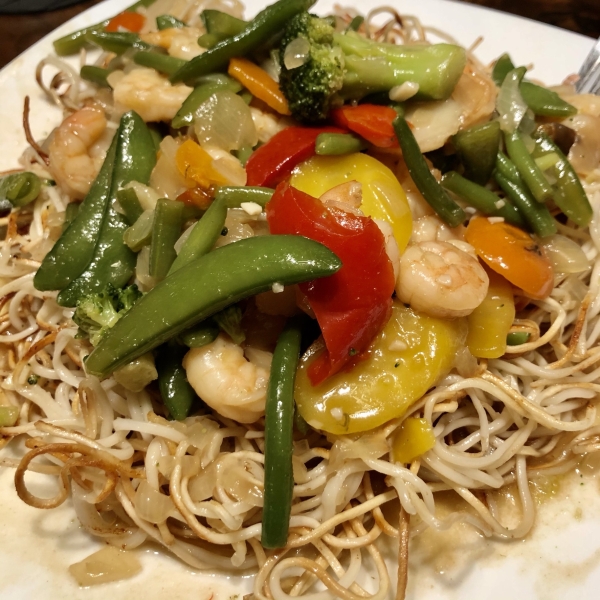 Stir-Fried Beef and Broccoli with Crisp Ramen Noodle Cake