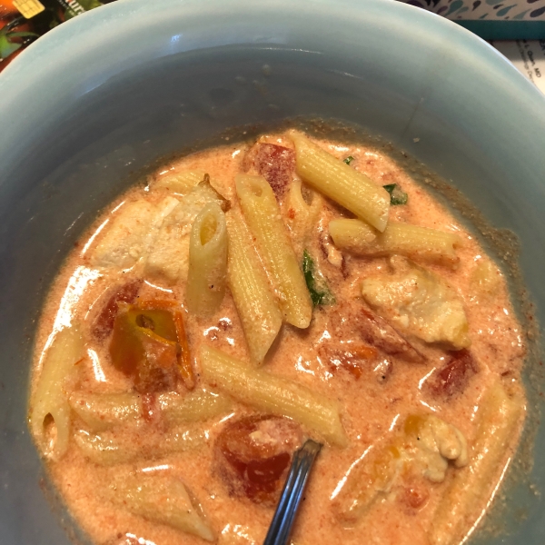 Quick Tomato Basil Cream Sauce