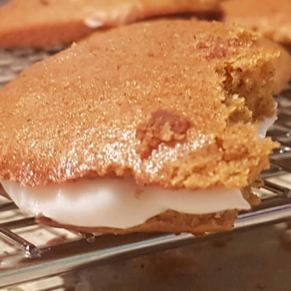 Pumpkin Whoopie Pies