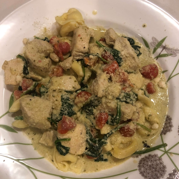Chicken and Tortellini Pesto Skillet