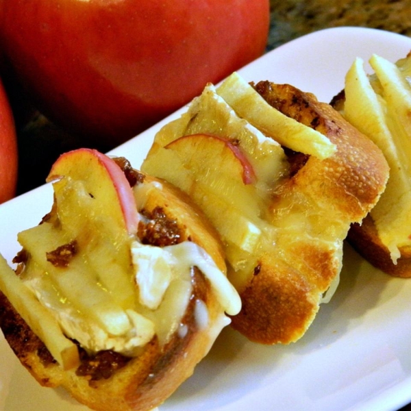 Fig and Brie Crostini