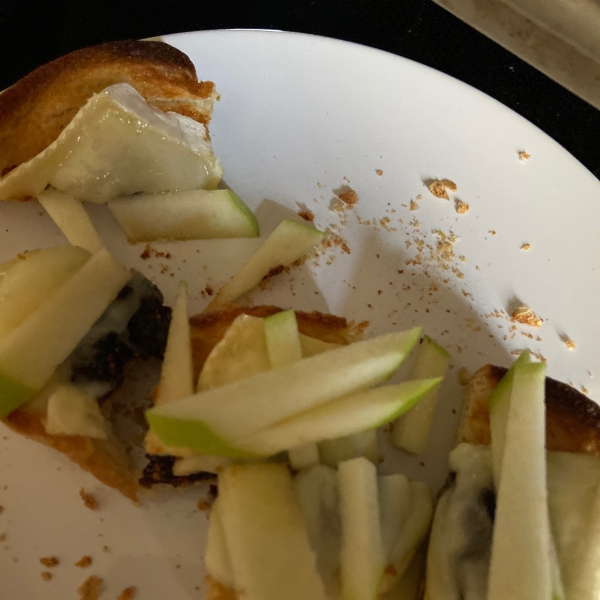 Fig and Brie Crostini