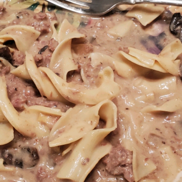 Easy Beef Stroganoff in the Slow Cooker