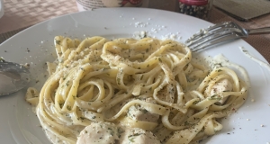 Easy Chicken Pasta Alfredo