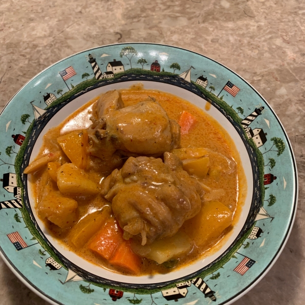 Yellow Curry Chicken with Jasmine Rice