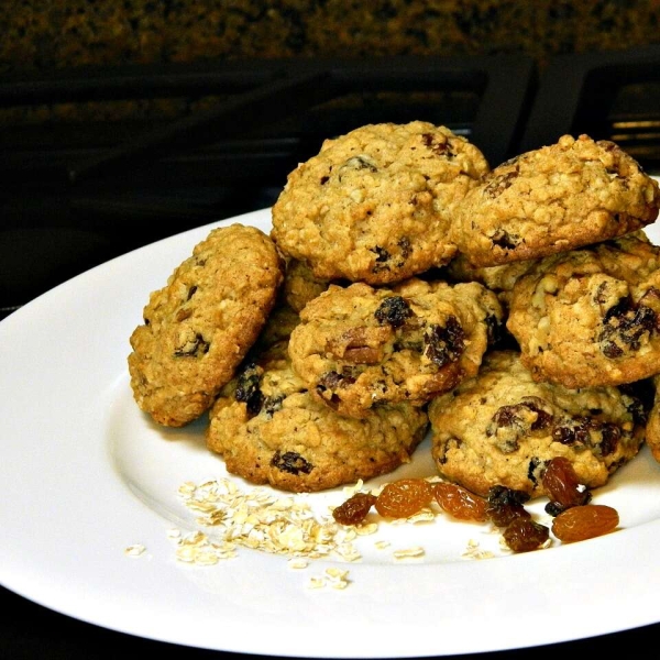 Gluten-Free Raisin Oatmeal Cookies