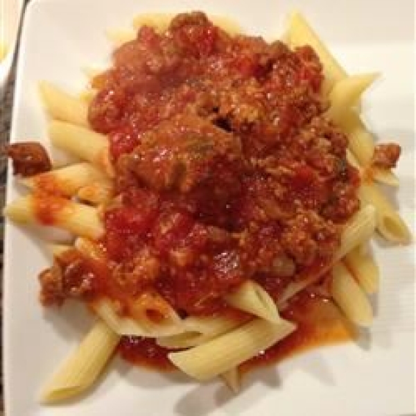 Nana's Slow Cooked Meaty Tomato Sauce