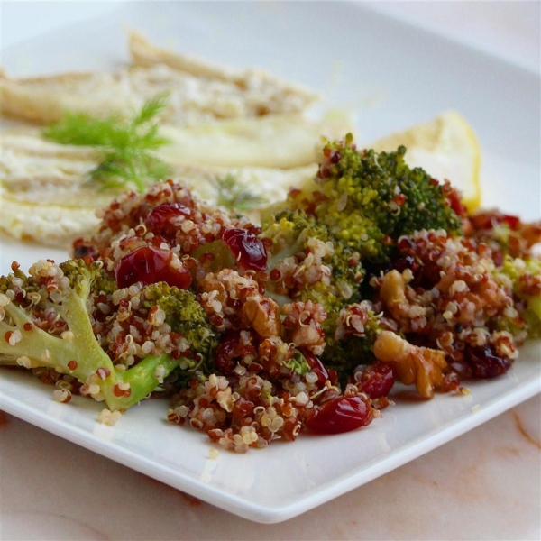 Cranberry Quinoa Salad with Broccoli