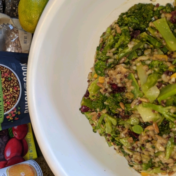 Cranberry Quinoa Salad with Broccoli