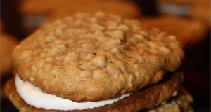 Oatmeal Whoopie Pies