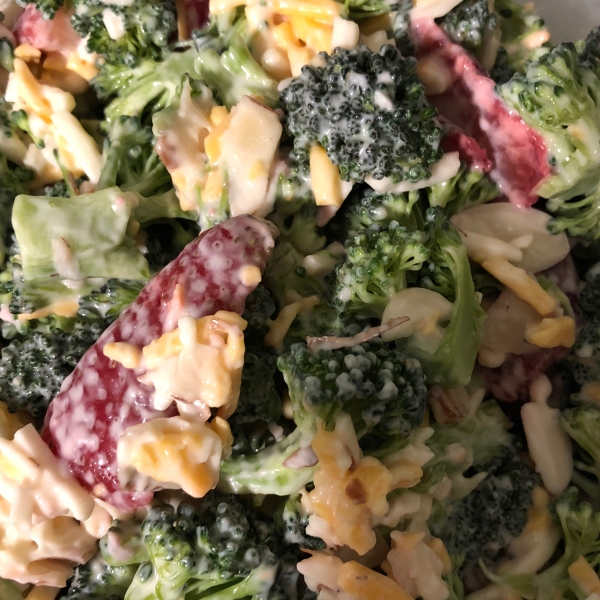 Broccoli Strawberry Salad