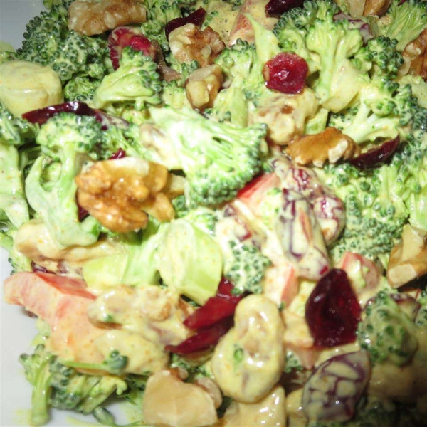 Curried Broccoli Cranberry Salad