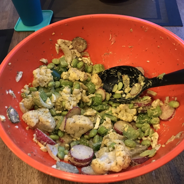 Healthy Cauliflower and Edamame Salad