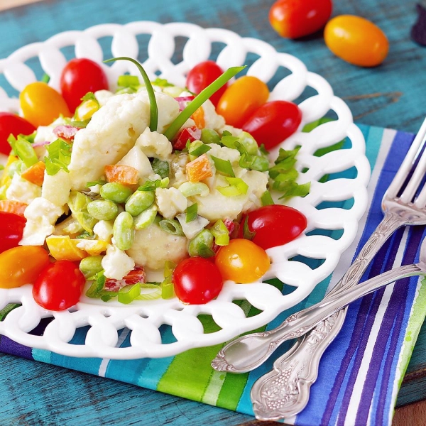 Healthy Cauliflower and Edamame Salad