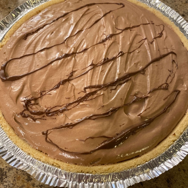 Easy No-Bake Nutella Pie