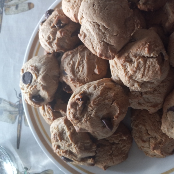 Chewy Peanut Butter Chocolate Chip Cookies