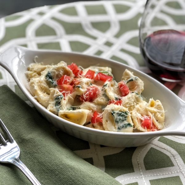 Tortellini Alfredo with Fresh Spinach