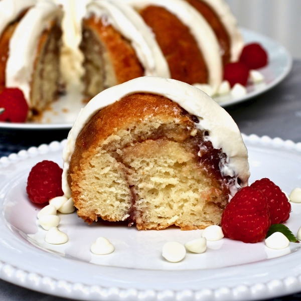 White Chocolate-Raspberry Bundt Cake
