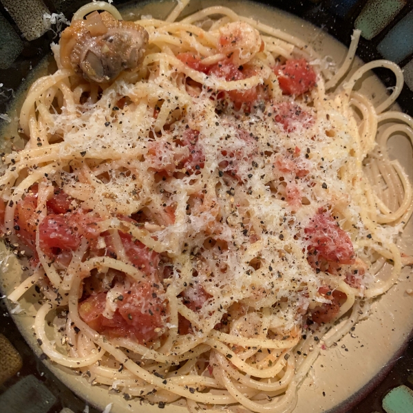 Linguine With Red Clam Sauce