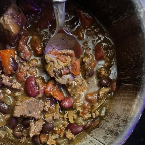 Slow-Cooked Stew Meat Chili