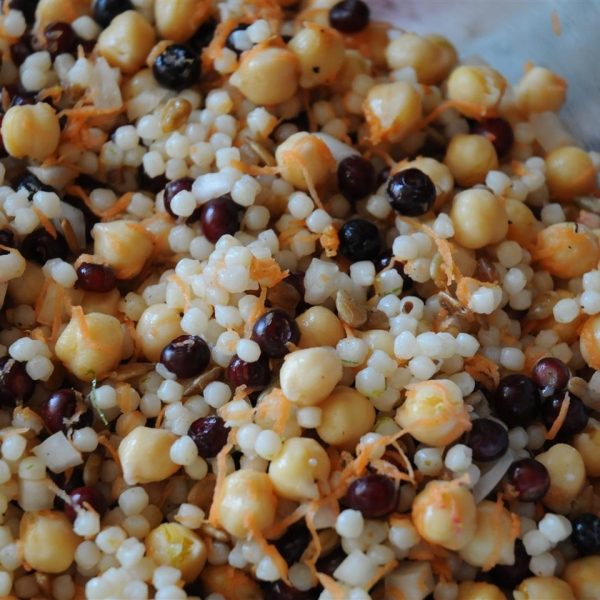 Lemony Quinoa with Chickpeas and Huckleberries