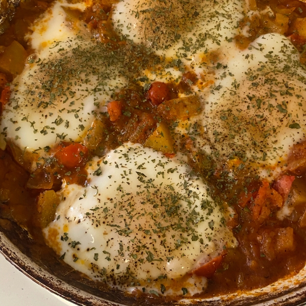 Shakshuka (Middle Eastern Breakfast Dish)