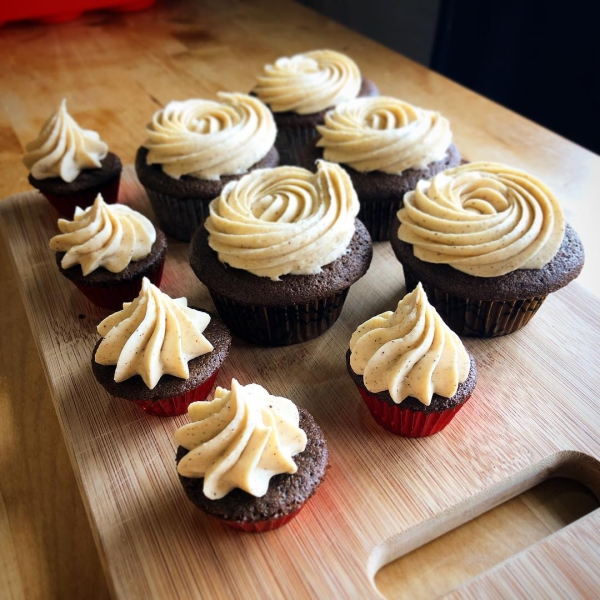 Cinco de Chili Chocolate Cupcakes with Chili Cream Cheese Frosting