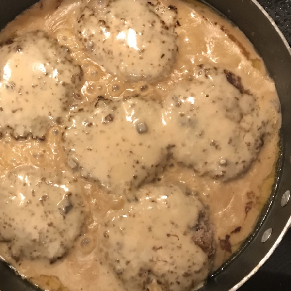 Hamburgers with Mushroom Gravy