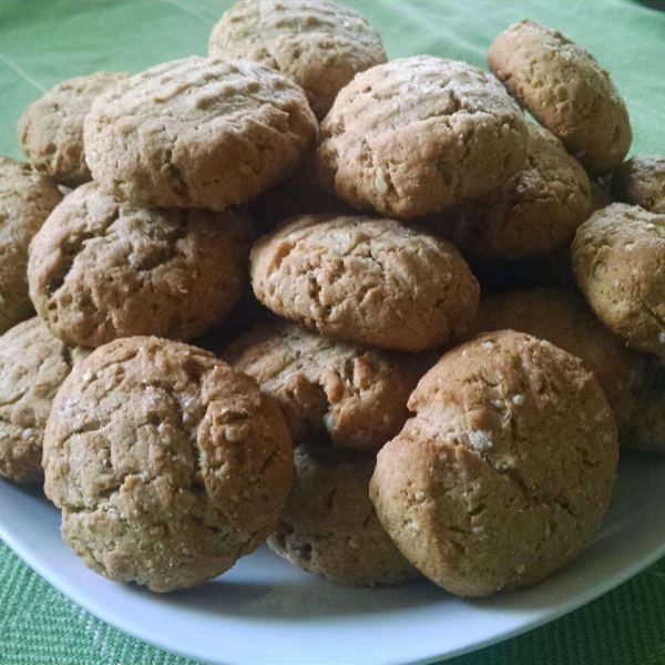 Peanut Butter and Amaranth Cookies