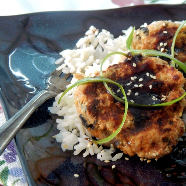 Tsukune (Japanese Chicken Meatballs)