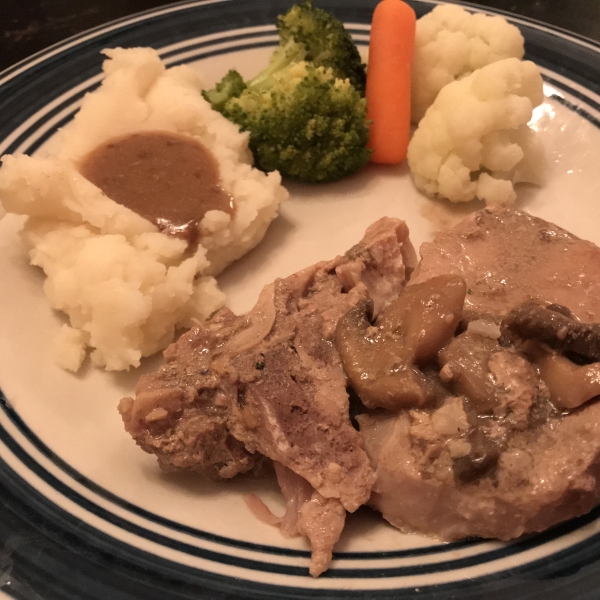 Creamy Drunken Mushroom Pork Chops