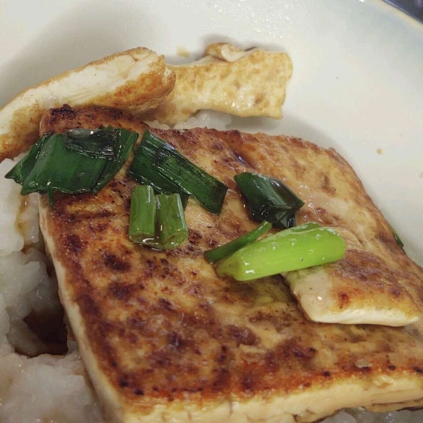 Simple Pan-Fried Tofu