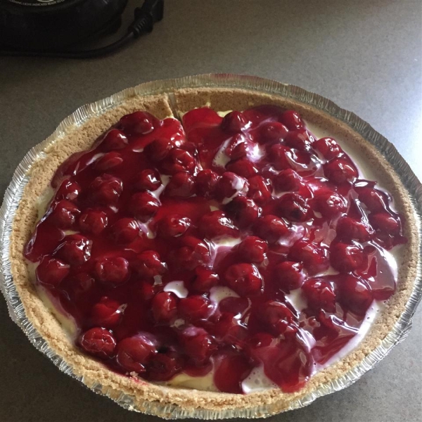 Fluffy Lemon Fruit Pie
