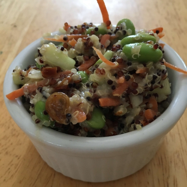 Easy Quinoa and Edamame Salad
