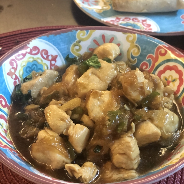 Authentic Thai Basil Chicken (Very Easy and Fast)