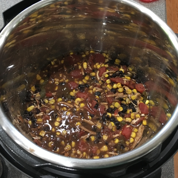 Easy Slow Cooker Santa Fe Chicken