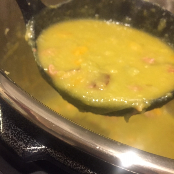 Pressure Cooker Split Pea Soup