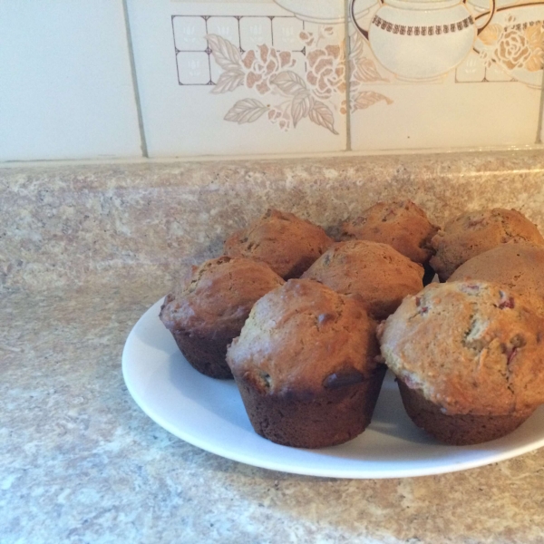Tuxedoville's Rhubarb Muffins