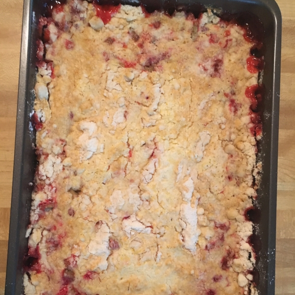 Aunt Kaye's Rhubarb Dump Cake