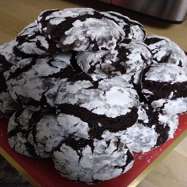 Chocolate Crinkle Cookies