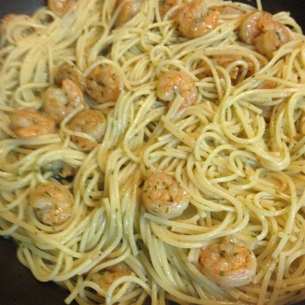 Easy Linguine with White Clam Sauce