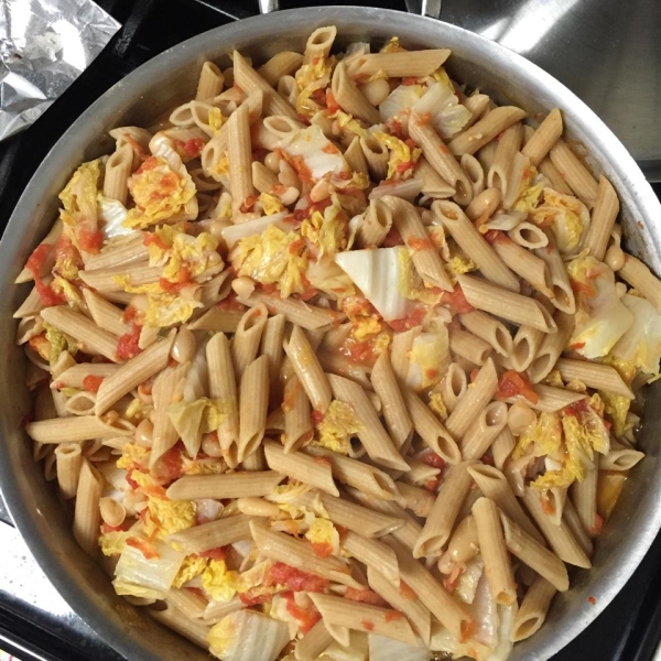 Penne Pasta with Cannellini Beans and Escarole