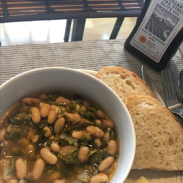 Penne Pasta with Cannellini Beans and Escarole