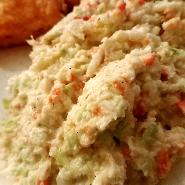 Traditional Creamy Coleslaw