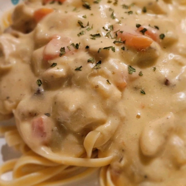 Chicken Fettuccini Alfredo