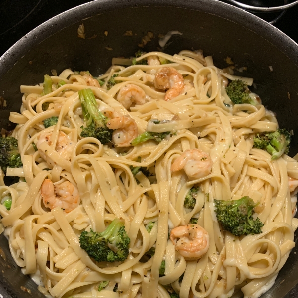 Kahala's Shrimp and Broccoli Toss