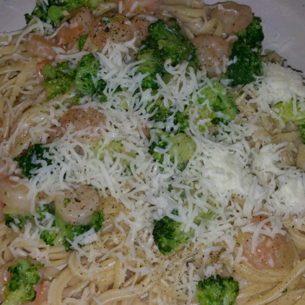 Kahala's Shrimp and Broccoli Toss