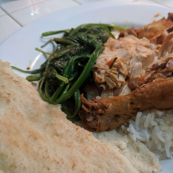 Slow Cooker Chicken and Salsa