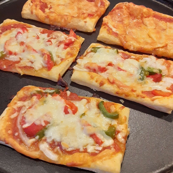 Addie's Puff Pastry Pizzas
